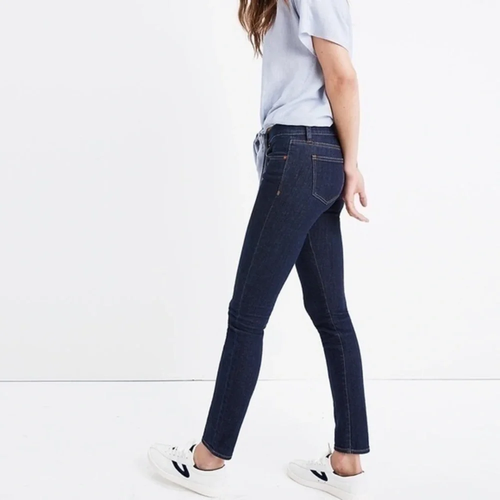 Madewell • 8